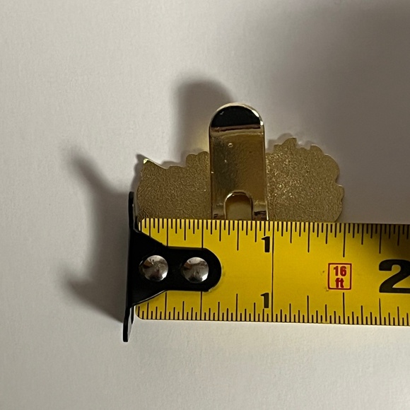 New Era Blip Hat Pin Pins Hats Bag Fitted Brim Clip Spell Out Gold Streetwear - Picture 8 of 9